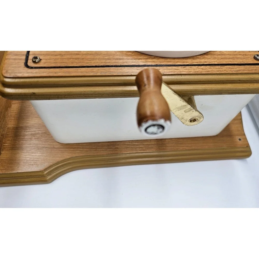 Thomas Collector Edition 1919 Wood Wall Telephone Antique Style Push Button Dial